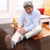 膝痛克服ガイド：一般的な原因と治療法を示す